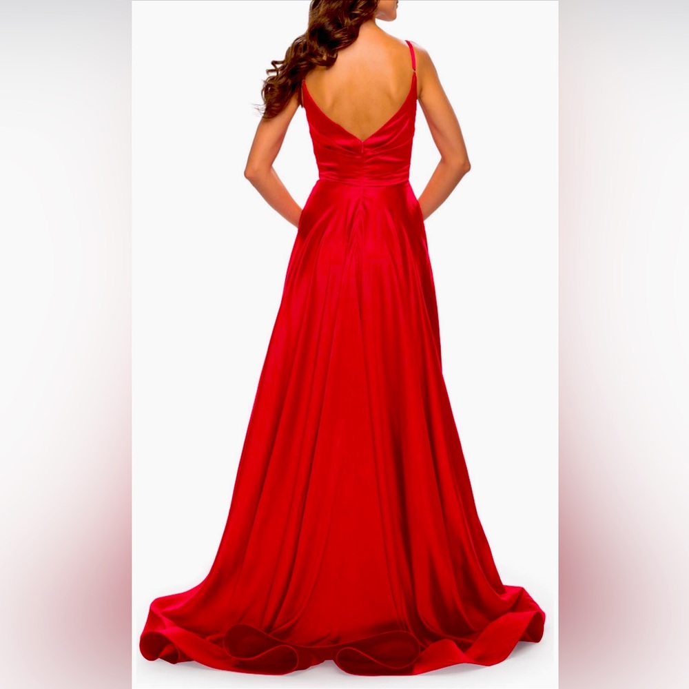 La Femme Red Satin Deep V-neck A-line Gown Formal Gown Prom Size 12 - Picture 2 of 10